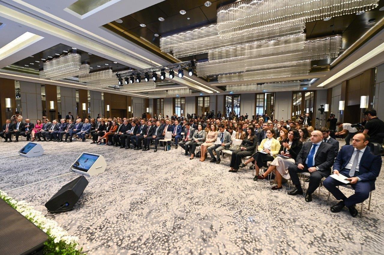 KOBİA “Ambisiyaların artırılması və fəaliyyətə təkan: COP29 Dayanıqlı Biznes Forumu”nda təmsil olunub