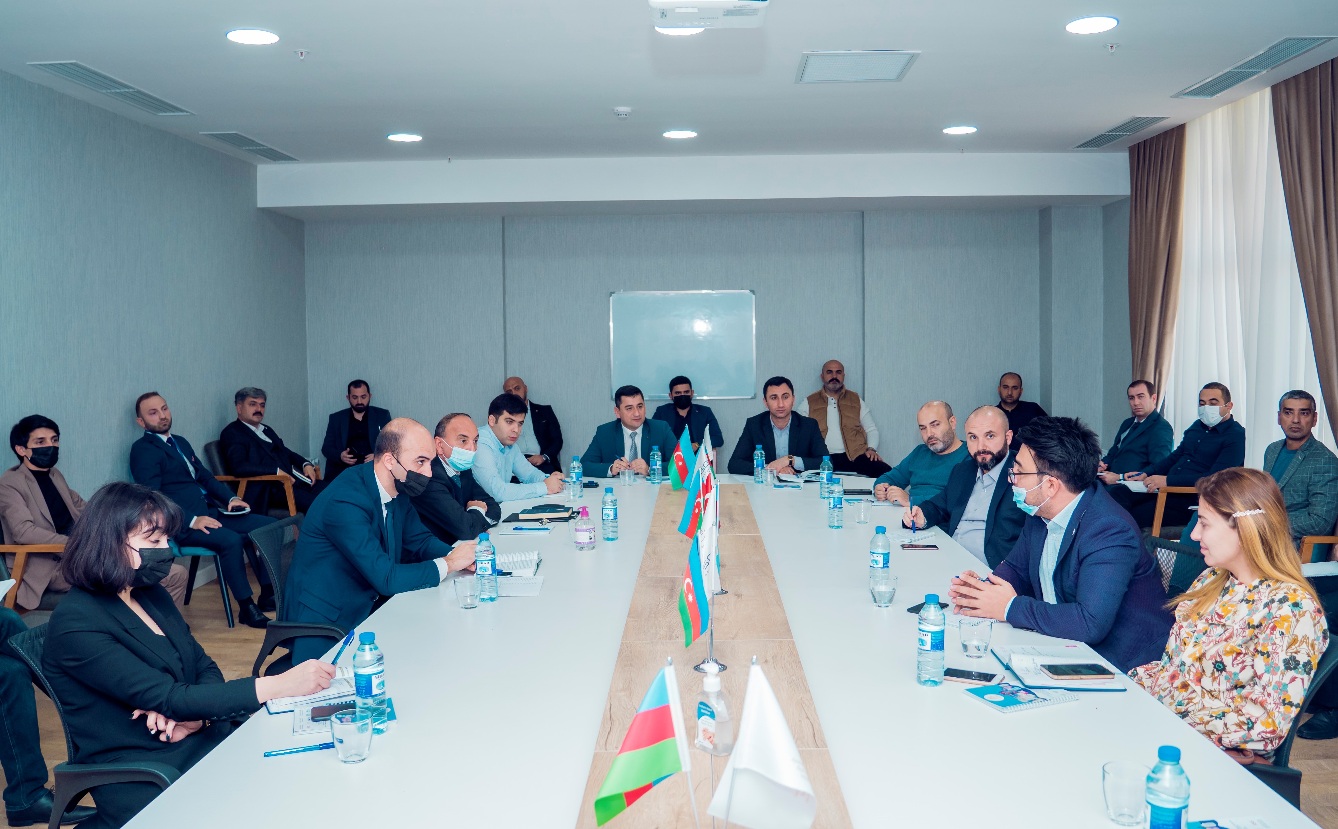 A meeting held with the industrial sector entrepreneurs 