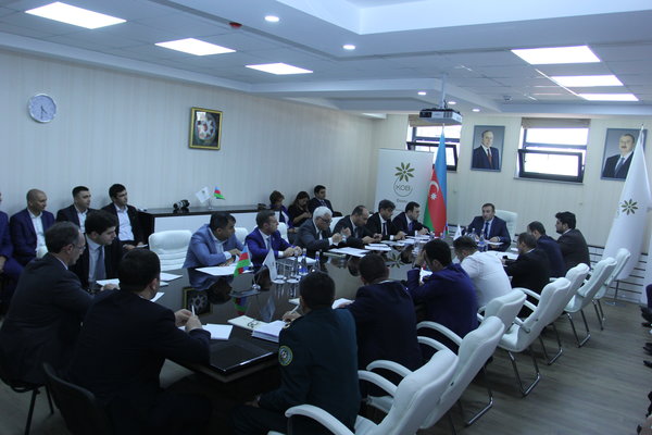 Azerbaijani SMB Development Agency, over 30 business entities mull tourism related issues 